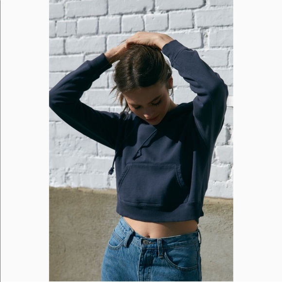 Brandy Melville Daisy cropped hoodie - navy - Picture 2 of 7